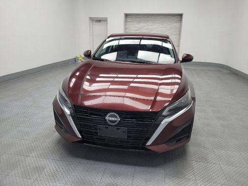 Used 2023 Nissan Altima 2.5 SV image 15