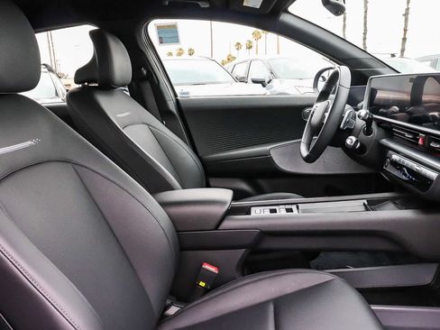 Used 2024 Hyundai Ioniq 6 SEL RWD image 25