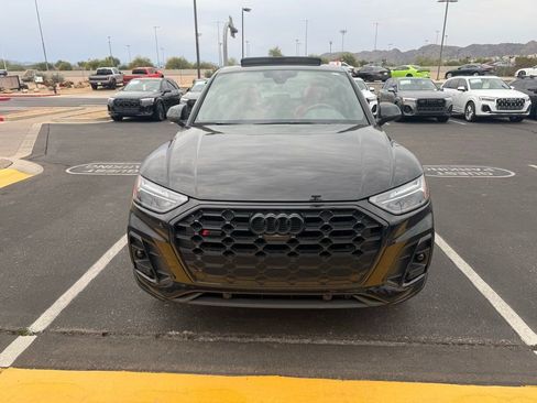 Used 2024 Audi SQ5 Premium Plus image 2