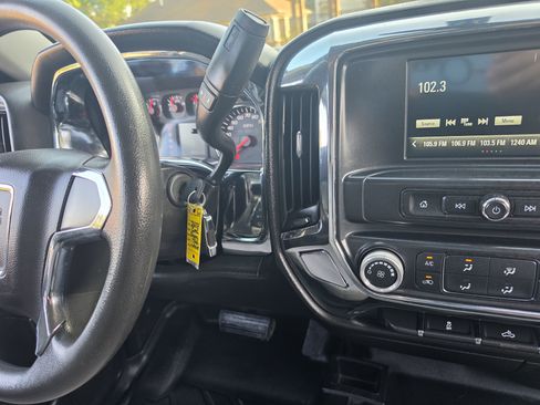 Used 2017 GMC Sierra 1500 4x4 Double Cab w/ Sierra Convenience Package image 27