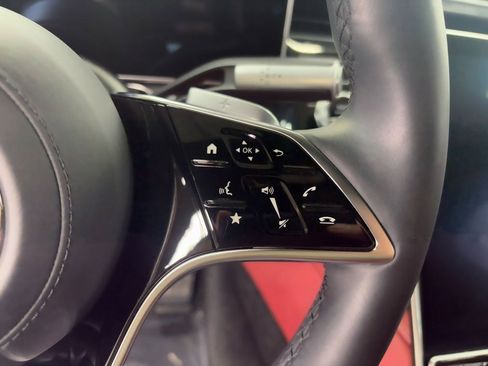 Used 2023 Mercedes-Benz S 580 4MATIC Sedan w/ AMG Line image 13