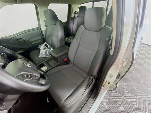 New 2026 Nissan Frontier S image 13