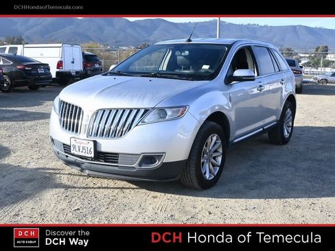 Used 2015 Lincoln MKX FWD w/ Equipment Group 101A image 1