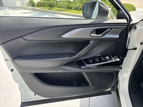 Used 2023 MAZDA CX-9 Touring Plus AWD/4WD image 39