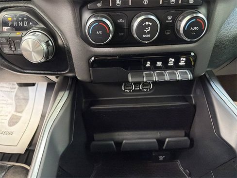 Used 2021 RAM 1500 Laramie w/ Sport Appearance Package image 19