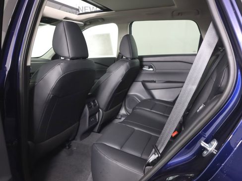 New 2026 Nissan Rogue Dark Armor image 18