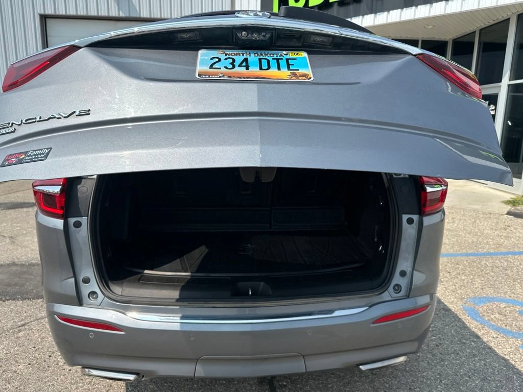 Used 2021 Buick Enclave Avenir w/ Avenir Technology Package AWD/4WD image 41