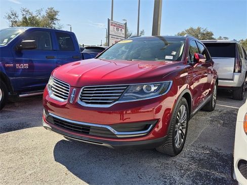 Used 2017 Lincoln MKX Reserve image 3
