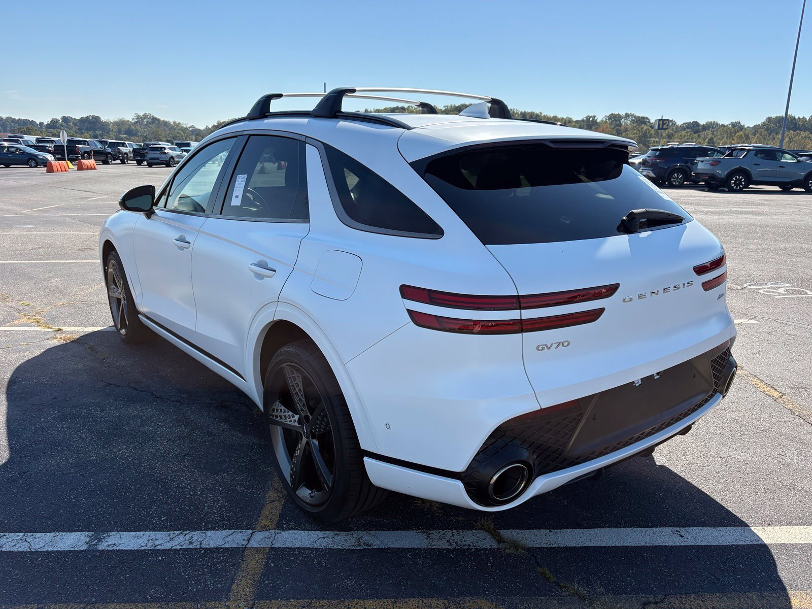 Used 2023 Genesis GV70 2.5T w/ Sport Prestige Package AWD/4WD image 7