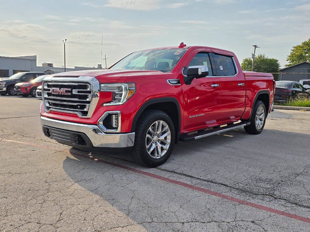 Used 2021 GMC Sierra 1500 SLT AWD/4WD image 3