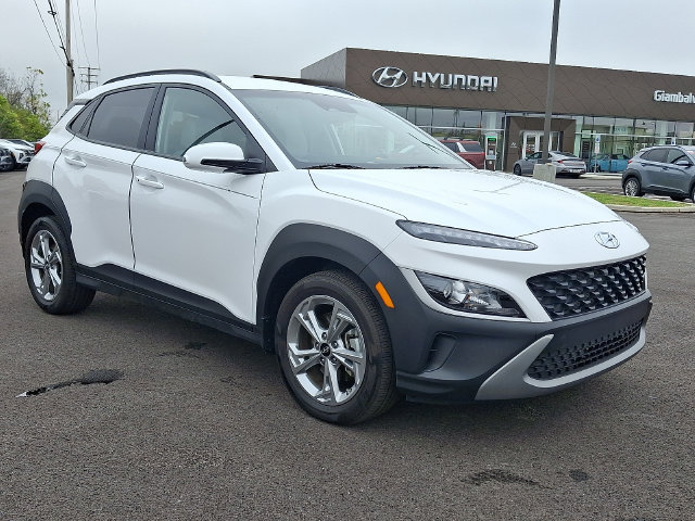 Certified 2023 Hyundai Kona SEL AWD/4WD image 1