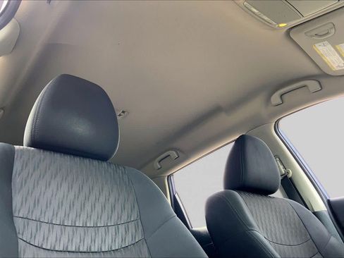 Used 2020 Nissan Rogue SV FWD image 14
