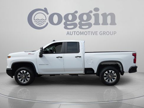 Certified 2025 Chevrolet Silverado 2500 Custom w/ Custom Value Package AWD/4WD image 2