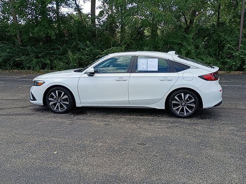 Used 2023 Honda Civic EX-L image 6
