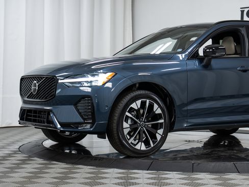New 2026 Volvo XC60 B5 Plus w/ Protection Package Premier image 25