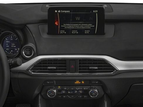 Used 2018 MAZDA CX-9 Touring w/ Touring Premium Package image 13