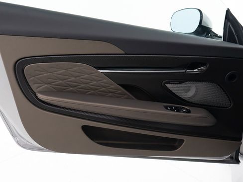 Used 2026 Aston Martin DB12 Coupe RWD image 11