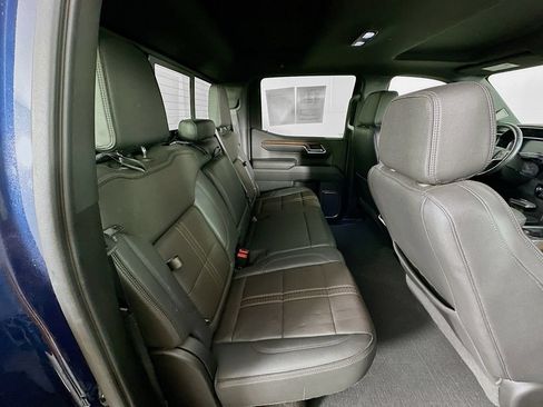 Used 2022 Chevrolet Silverado 1500 High Country w/ High Country Premium Package AWD/4WD image 35