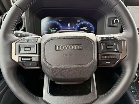 Used 2026 Toyota Land Cruiser w/ Premium Package image 18