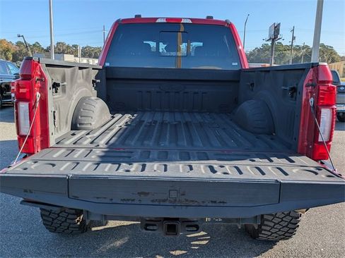 Used 2022 Ford F250 Lariat w/ Black Appearance Package image 13