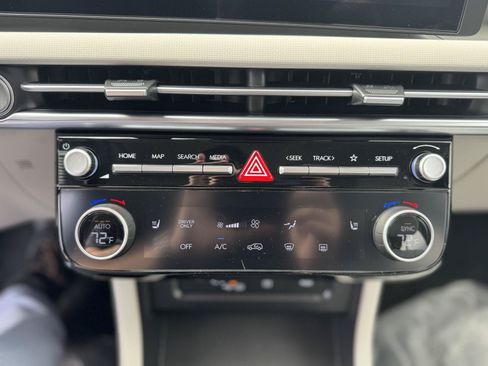 New 2025 Hyundai Tucson Blue AWD/4WD image 19