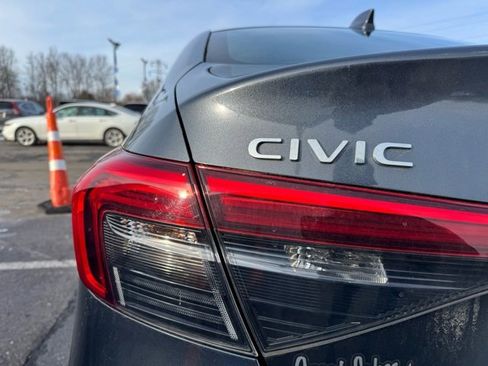 Used 2023 Honda Civic LX image 9