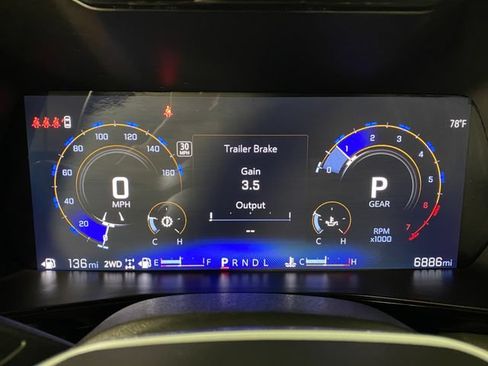 Certified 2026 Chevrolet Colorado ZR2 w/ Technology Package AWD/4WD image 18