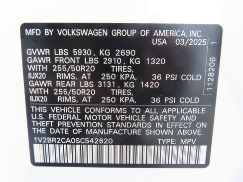 New 2025 Volkswagen Atlas SEL image 31