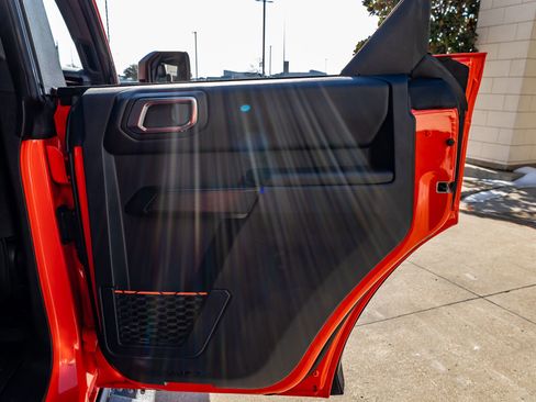 Used 2023 Ford Bronco Raptor image 39