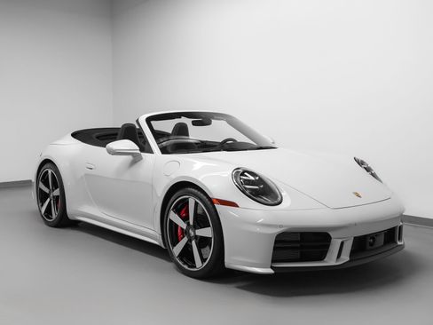 Certified 2025 Porsche 911 Carrera S RWD image 12