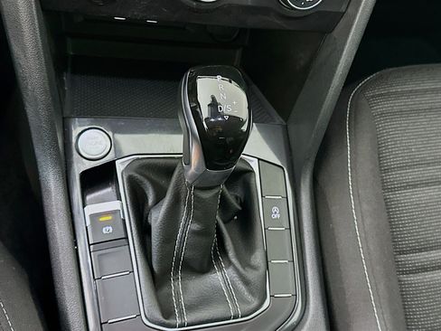 Used 2024 Volkswagen Tiguan S image 23