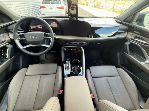 New 2025 Audi Q5 Premium Plus image 10