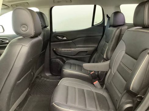 Used 2023 GMC Acadia Denali w/ Denali Ultimate Package AWD/4WD image 6