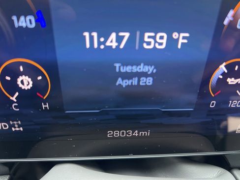 Used 2025 Chevrolet Tahoe High Country AWD/4WD image 30