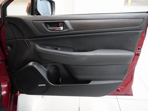 Used 2016 Subaru Legacy 2.5i Limited image 31