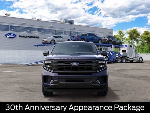 New 2027 Ford Expedition Platinum AWD/4WD image 3