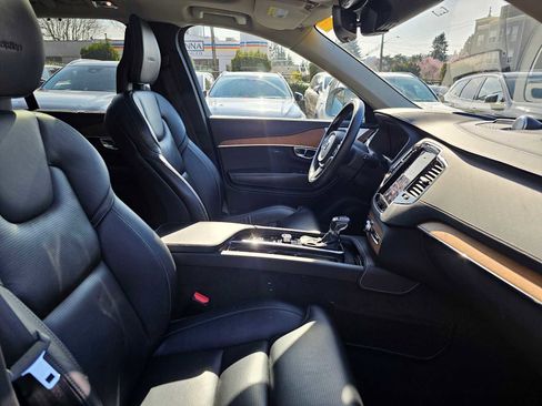 Used 2020 Volvo XC90 T6 Inscription w/ Protection Package Premier image 10