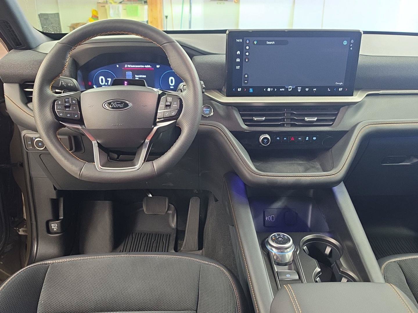 Used 2026 Ford Explorer Tremor w/ Tremor Convenience Package AWD/4WD image 2