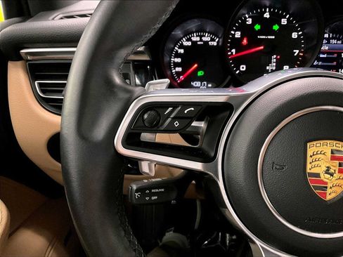 Certified 2020 Porsche Macan AWD/4WD image 27