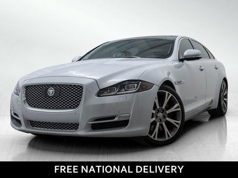 Used 2017 Jaguar XJ L Portfolio image 1