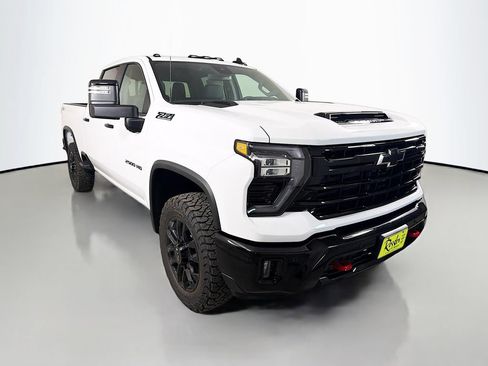 New 2026 Chevrolet Silverado 2500 LT w/ Trail Boss Package AWD/4WD image 3