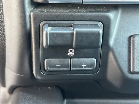 Used 2022 Chevrolet Silverado 1500 LT Trail Boss w/ LT Trail Boss Premium Package image 26