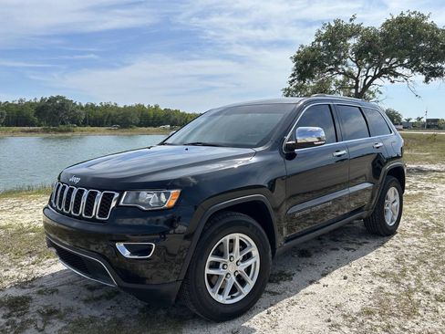 Used 2019 Jeep Grand Cherokee Limited RWD image 1