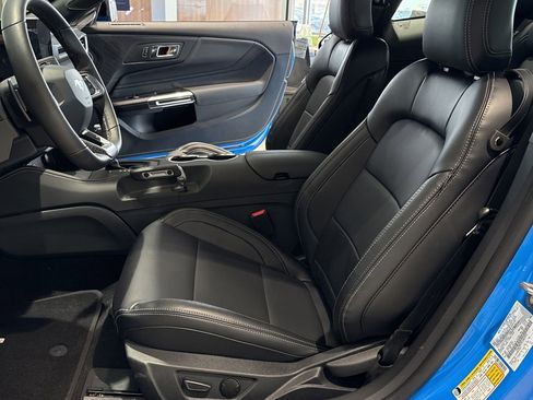 New 2026 Ford Mustang GT Premium w/ GT Performance Package image 9