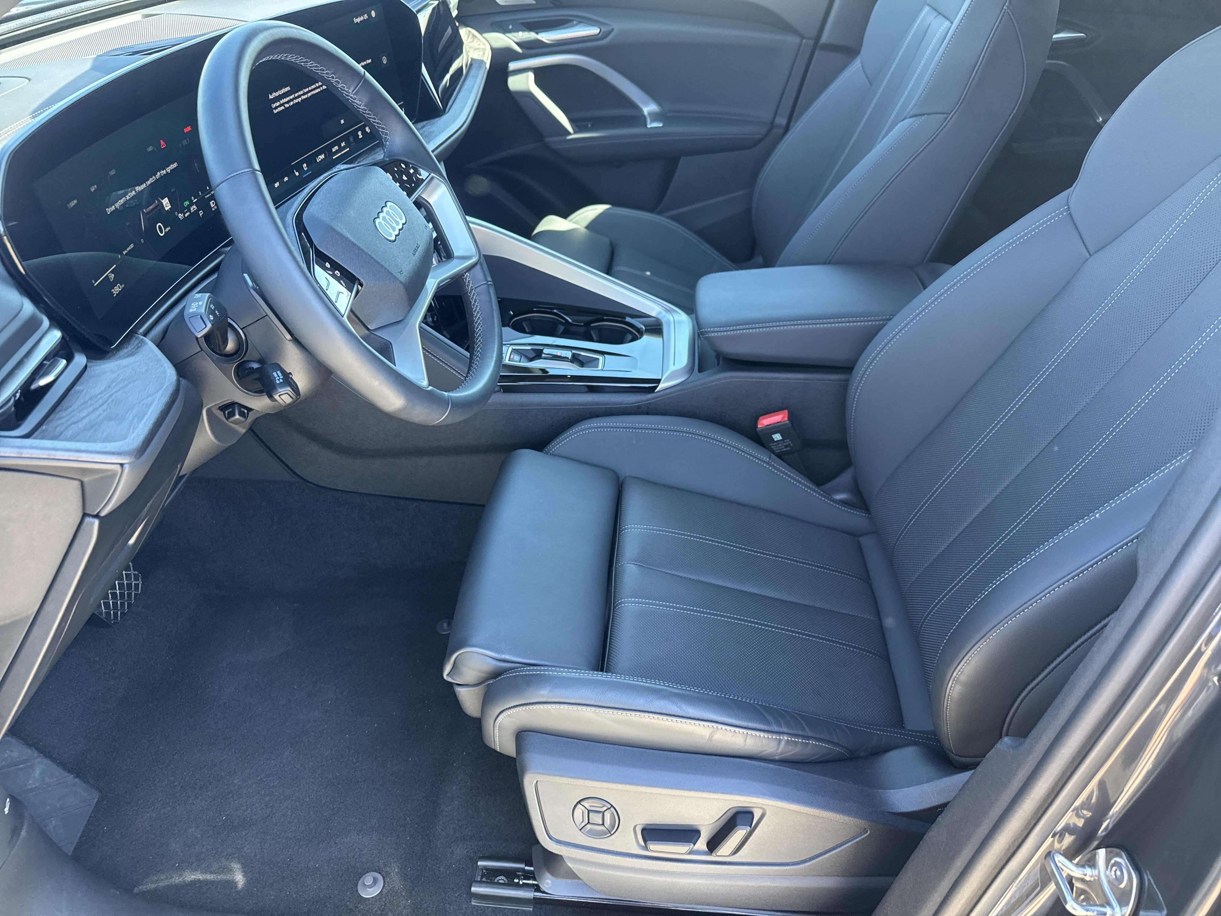 Certified 2025 Audi Q5 Premium Plus AWD/4WD image 5