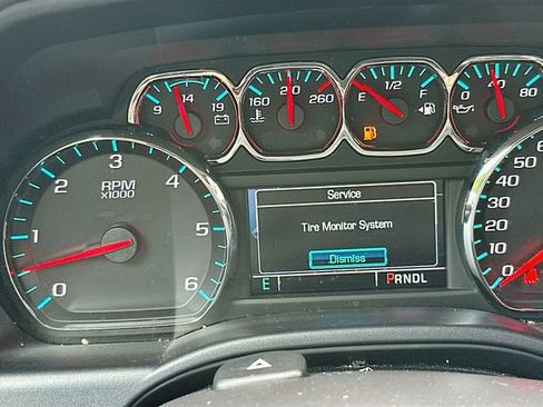 Used 2017 Chevrolet Silverado 1500 LT w/ All Star Edition AWD/4WD image 13