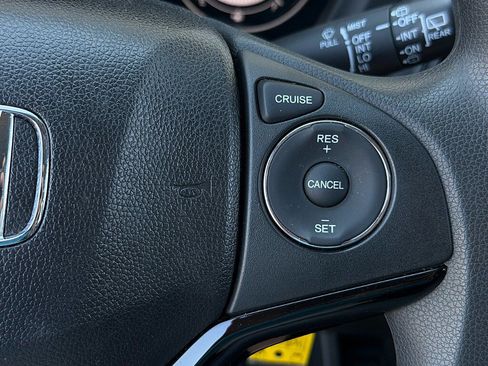 Used 2016 Honda HR-V LX image 18