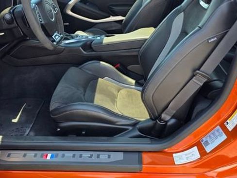 Used 2023 Chevrolet Camaro SS RWD image 9