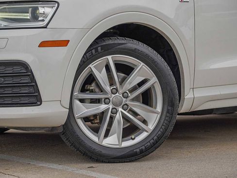 Used 2018 Audi Q3 2.0T Premium image 2