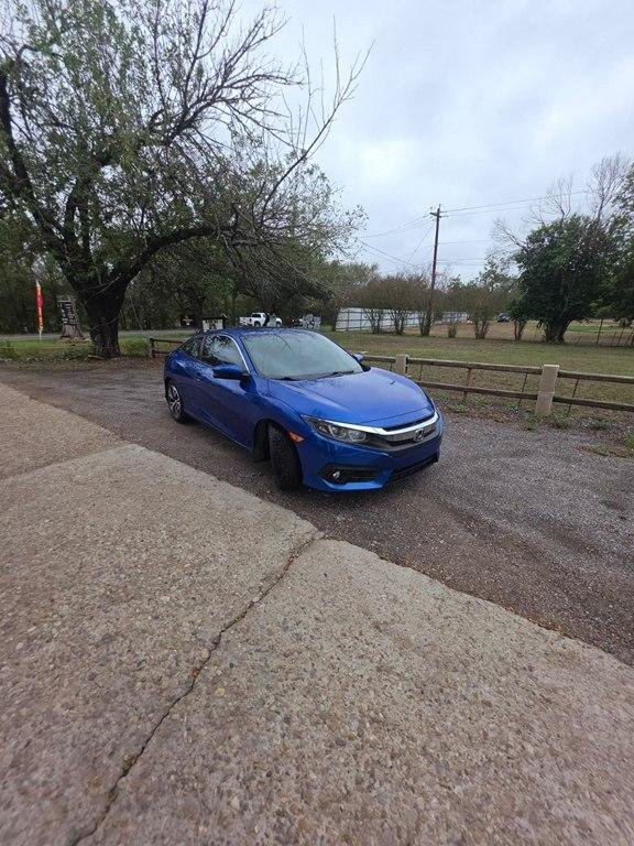 Used 2017 Honda Civic EX-L image 4